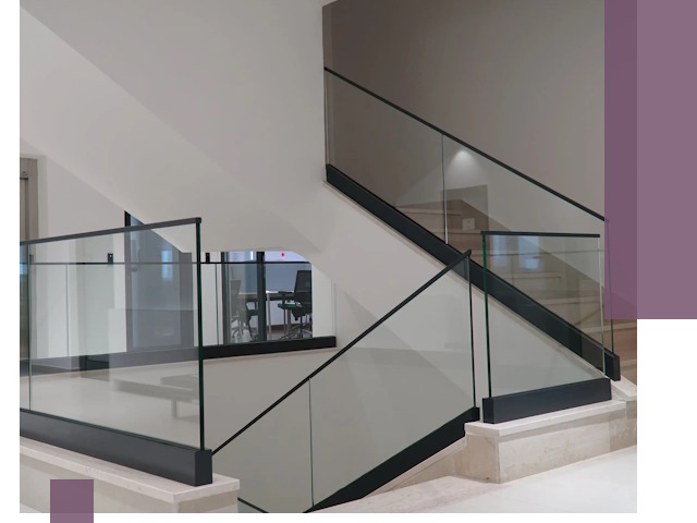 Стеклянные перила премиум-класса с установкой в Алексеевке