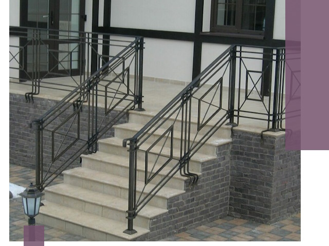 Перила для крыльца в Алексеевке — монтаж, изготовление и установка